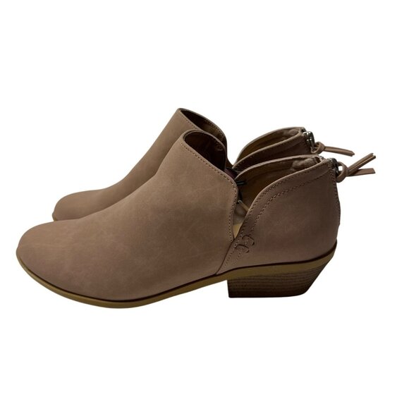 Serra Tan Ankle Booties With Back Zipper and Low Heel Women's Size 8 - Picture 4 of 14